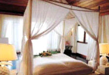 Отель Kudahithi Club, Делюкс, Мальдивы